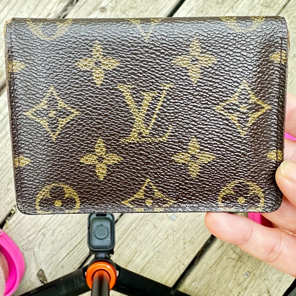 Louis Vuitton Card holder